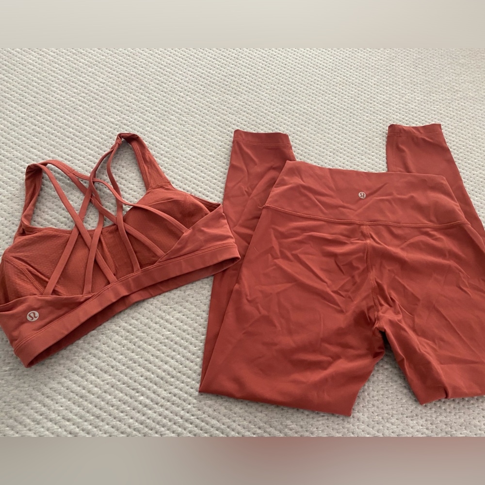 Lululemon coral set